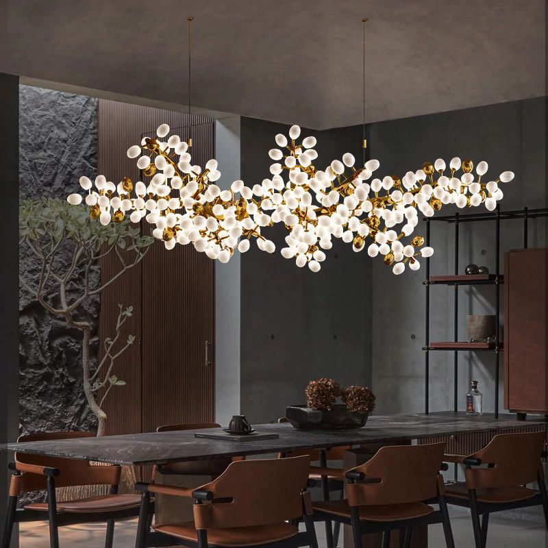 Escamoles Horizontal Grape Chandelier